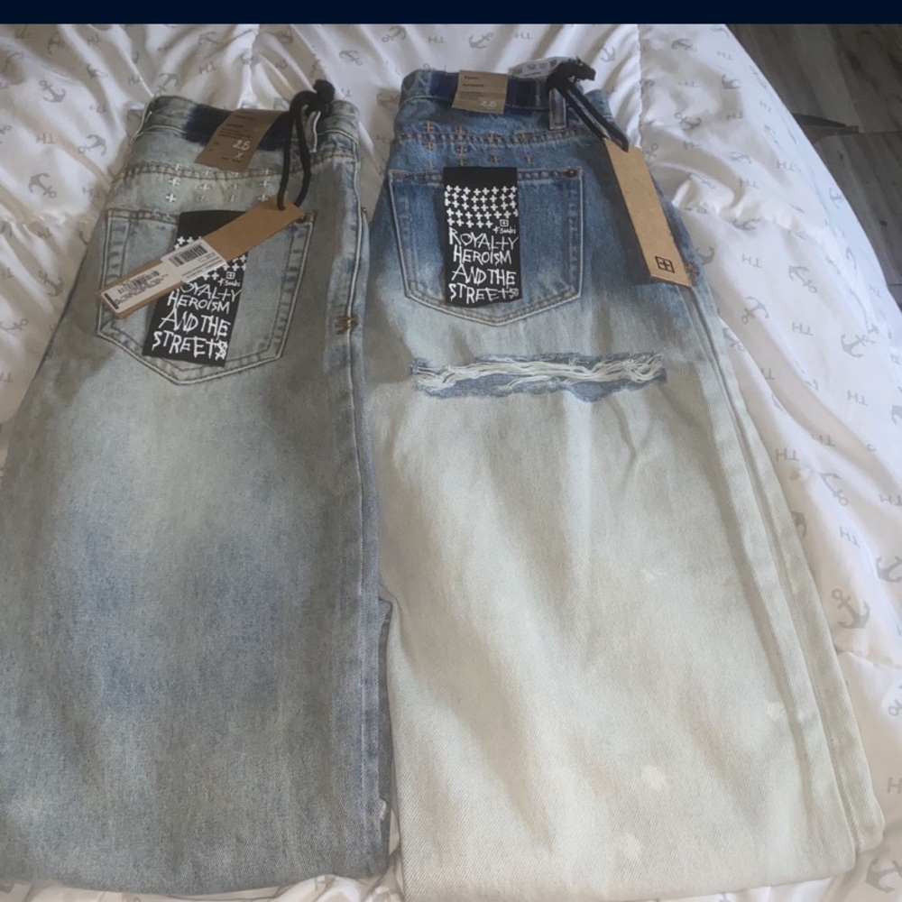 Jeans